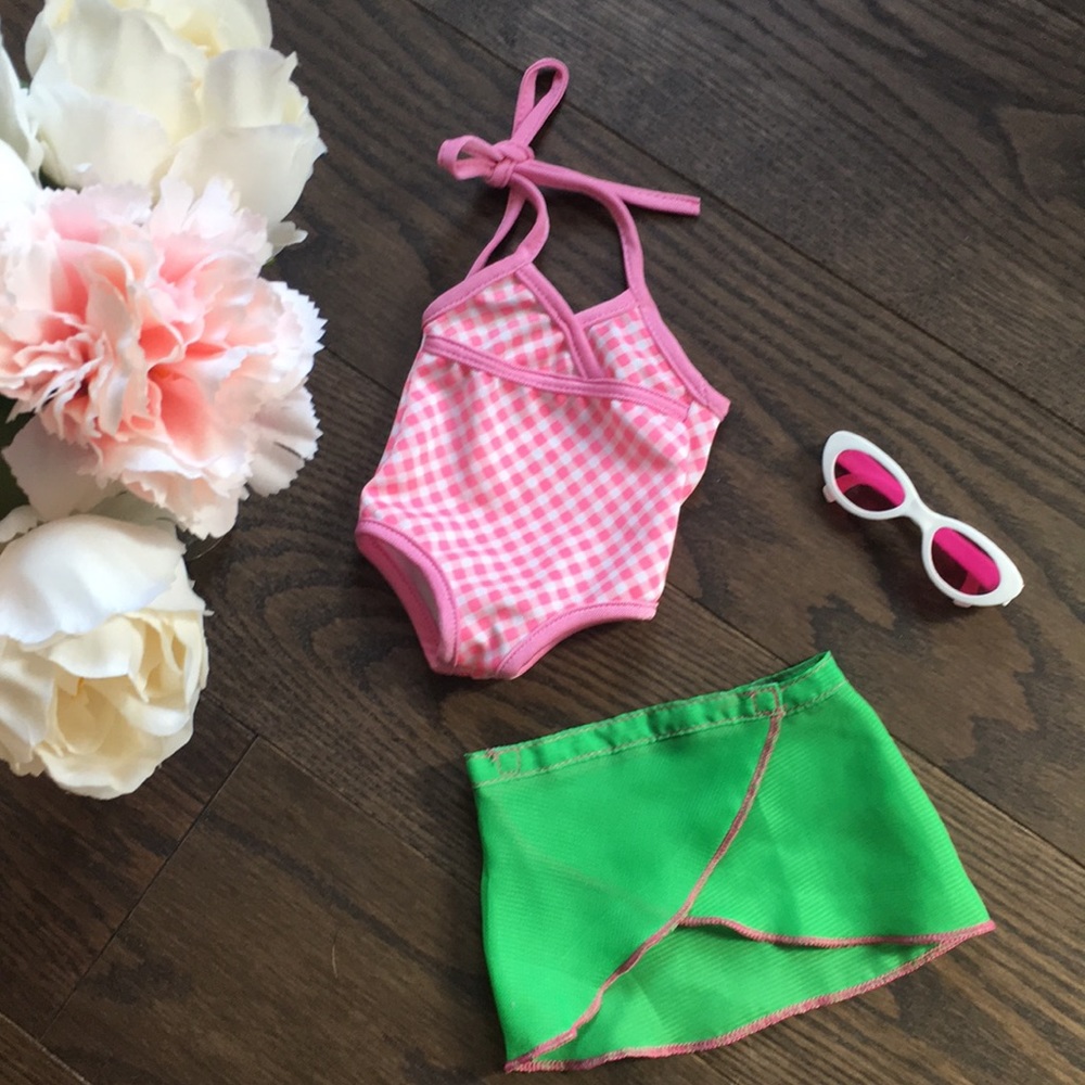 👙 American Girl Doll Beach Accessories